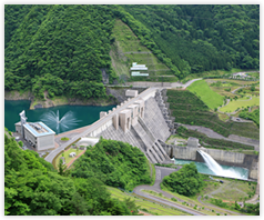 長島ダムの写真